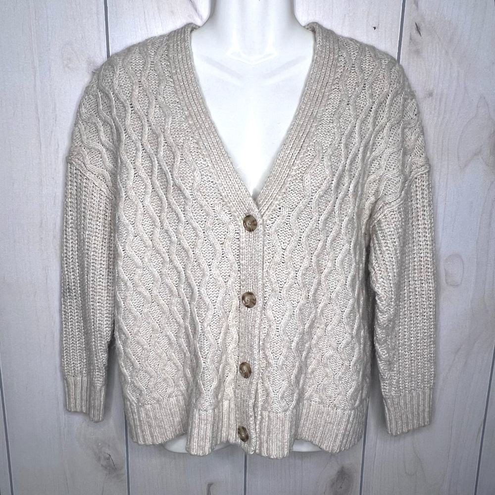 American Eagle Oatmeal Cable Knit Button Front Cardigan Sweater XS